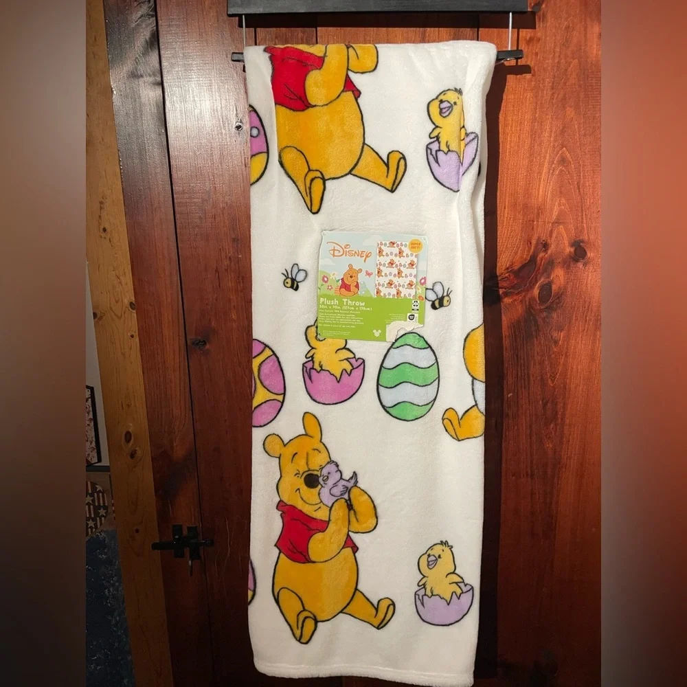 NWT Winnie the Pooh Easter Oversized Plush Blanket